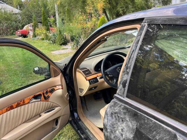 Чорний Мерседес 320, об'ємом двигуна 0 л та пробігом 273 тис. км за 4500 $, фото 3 на Automoto.ua