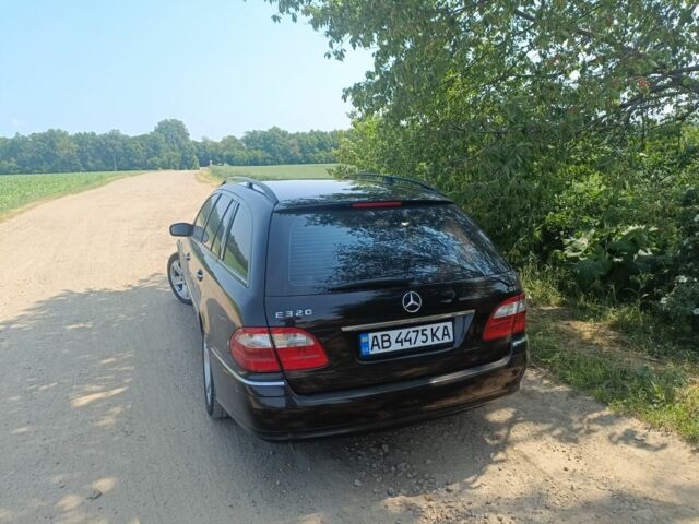 Черный Мерседес 320, объемом двигателя 3.2 л и пробегом 315 тыс. км за 7300 $, фото 2 на Automoto.ua