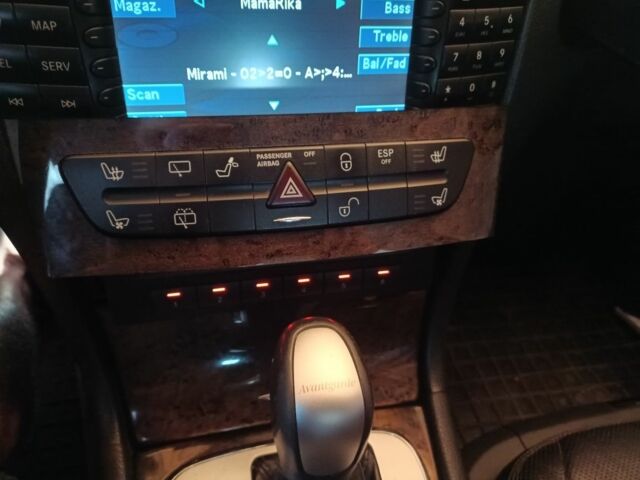 Черный Мерседес 320, объемом двигателя 3.2 л и пробегом 315 тыс. км за 7300 $, фото 20 на Automoto.ua