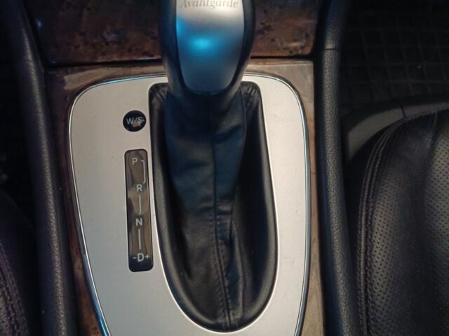 Черный Мерседес 320, объемом двигателя 3.2 л и пробегом 315 тыс. км за 7300 $, фото 14 на Automoto.ua