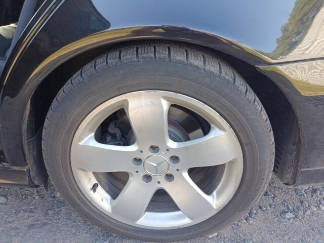 Черный Мерседес 320, объемом двигателя 3.2 л и пробегом 315 тыс. км за 7300 $, фото 13 на Automoto.ua