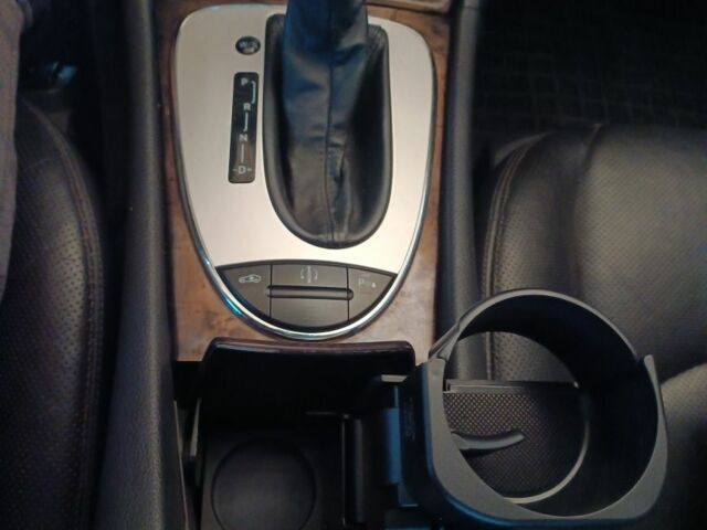 Черный Мерседес 320, объемом двигателя 3.2 л и пробегом 315 тыс. км за 7300 $, фото 23 на Automoto.ua