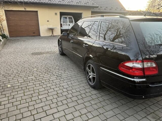 Чорний Мерседес 320, об'ємом двигуна 3.2 л та пробігом 463 тис. км за 3350 $, фото 3 на Automoto.ua