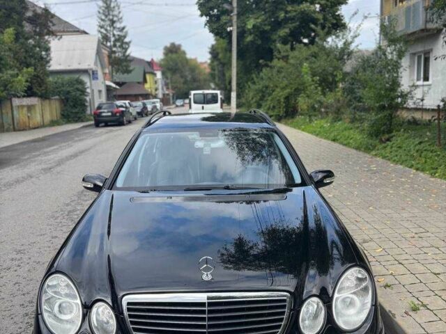 Черный Мерседес 320, объемом двигателя 3.2 л и пробегом 328 тыс. км за 8400 $, фото 5 на Automoto.ua