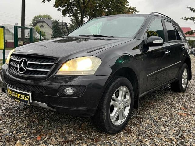 Чорний Мерседес 320, об'ємом двигуна 3 л та пробігом 517 тис. км за 10100 $, фото 3 на Automoto.ua