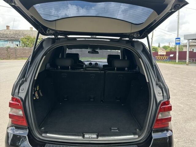 Чорний Мерседес 320, об'ємом двигуна 3 л та пробігом 278 тис. км за 10700 $, фото 10 на Automoto.ua