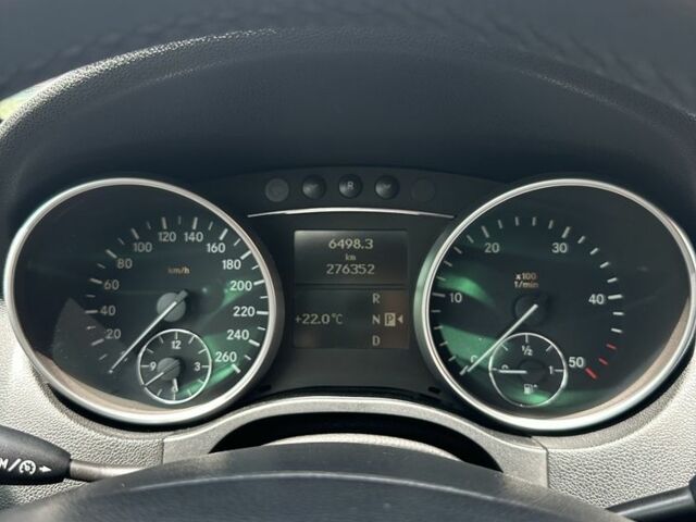 Чорний Мерседес 320, об'ємом двигуна 3 л та пробігом 278 тис. км за 10700 $, фото 9 на Automoto.ua