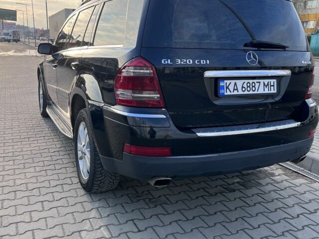 Чорний Мерседес 320, об'ємом двигуна 3 л та пробігом 380 тис. км за 15000 $, фото 2 на Automoto.ua