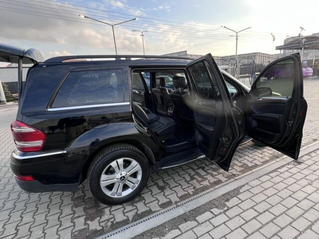 Чорний Мерседес 320, об'ємом двигуна 3 л та пробігом 380 тис. км за 15000 $, фото 19 на Automoto.ua