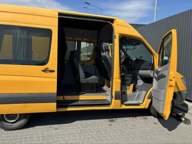 Жовтий Мерседес 320, об'ємом двигуна 2.1 л та пробігом 490 тис. км за 11500 $, фото 2 на Automoto.ua