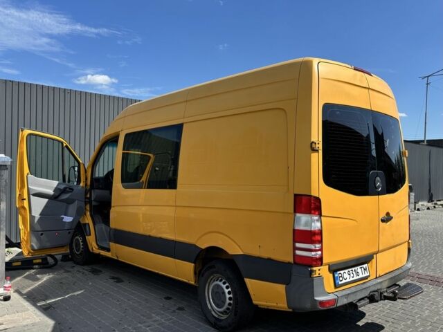 Жовтий Мерседес 320, об'ємом двигуна 2.1 л та пробігом 490 тис. км за 11500 $, фото 3 на Automoto.ua