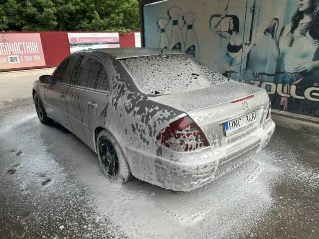 Сірий Мерседес 320, об'ємом двигуна 0 л та пробігом 3 тис. км за 3500 $, фото 2 на Automoto.ua