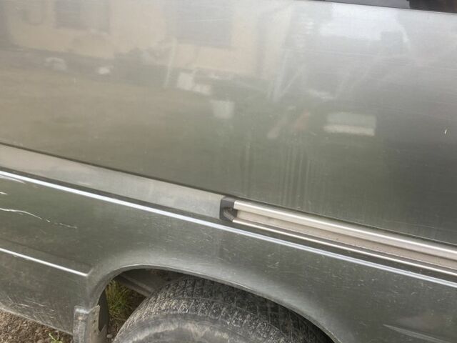 Сірий Мерседес 320, об'ємом двигуна 2.2 л та пробігом 470 тис. км за 8500 $, фото 2 на Automoto.ua