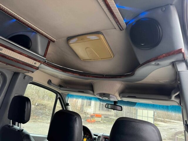 Серый Мерседес 320, объемом двигателя 3.2 л и пробегом 290 тыс. км за 14820 $, фото 17 на Automoto.ua