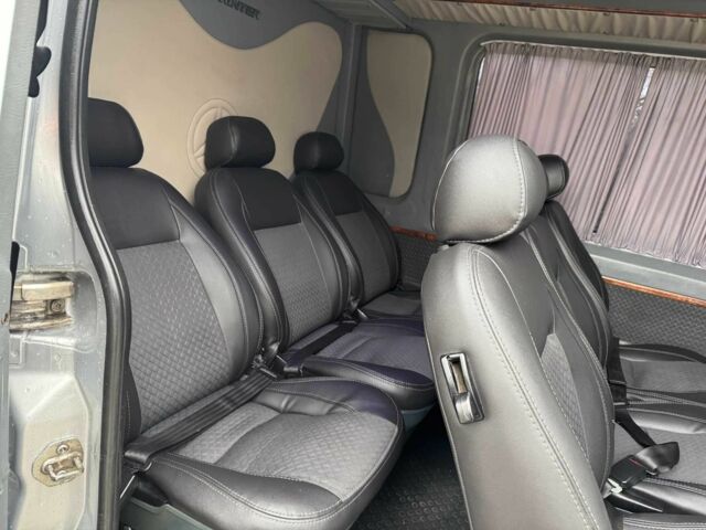 Серый Мерседес 320, объемом двигателя 3.2 л и пробегом 290 тыс. км за 14820 $, фото 14 на Automoto.ua