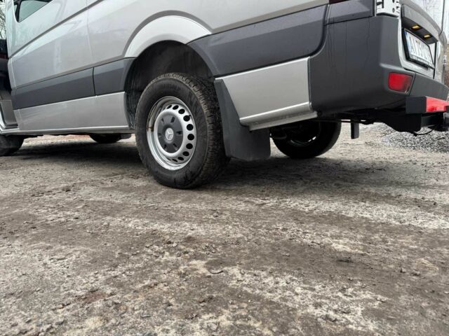 Серый Мерседес 320, объемом двигателя 3.2 л и пробегом 290 тыс. км за 14820 $, фото 22 на Automoto.ua