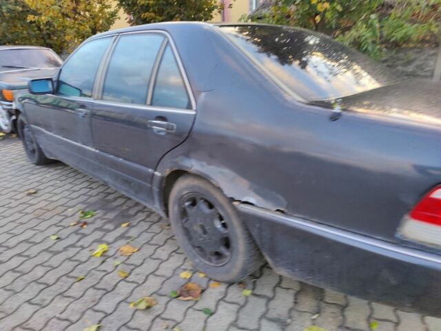 Серый Мерседес 320, объемом двигателя 3.2 л и пробегом 400 тыс. км за 1600 $, фото 6 на Automoto.ua