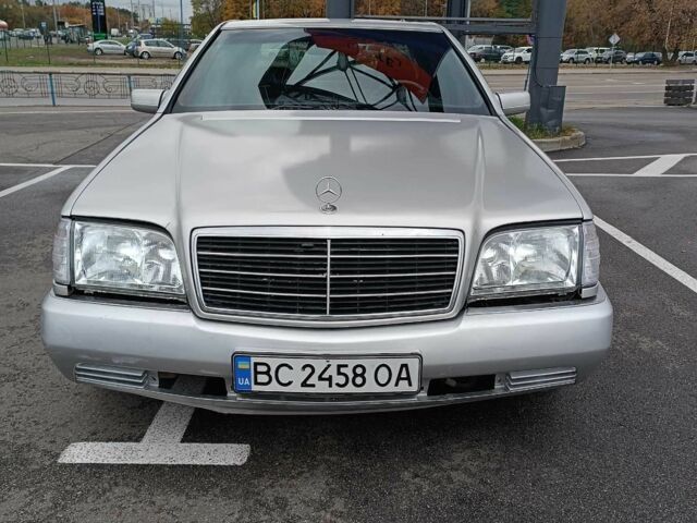 Сірий Мерседес 320, об'ємом двигуна 3.2 л та пробігом 407 тис. км за 3500 $, фото 2 на Automoto.ua