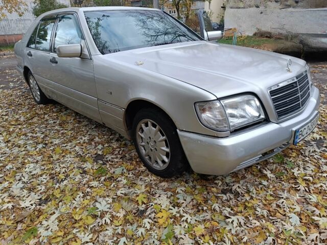 Сірий Мерседес 320, об'ємом двигуна 3.2 л та пробігом 407 тис. км за 3500 $, фото 5 на Automoto.ua