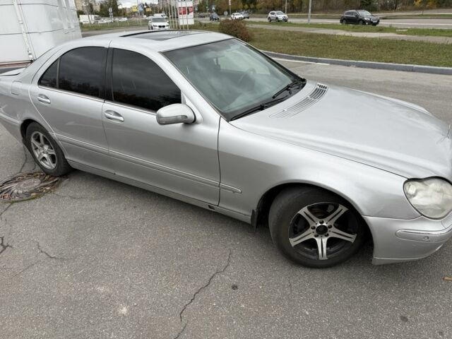 Сірий Мерседес 320, об'ємом двигуна 3.2 л та пробігом 530 тис. км за 3250 $, фото 1 на Automoto.ua