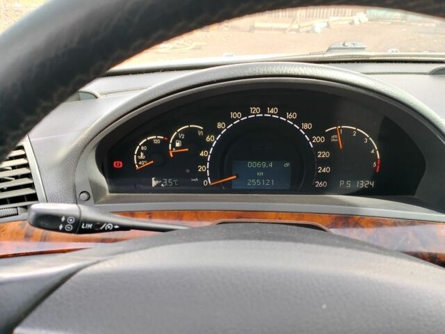 Серый Мерседес 320, объемом двигателя 3.2 л и пробегом 250 тыс. км за 2381 $, фото 4 на Automoto.ua