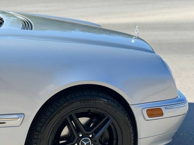 Серый Мерседес 320, объемом двигателя 3.2 л и пробегом 360 тыс. км за 5300 $, фото 4 на Automoto.ua