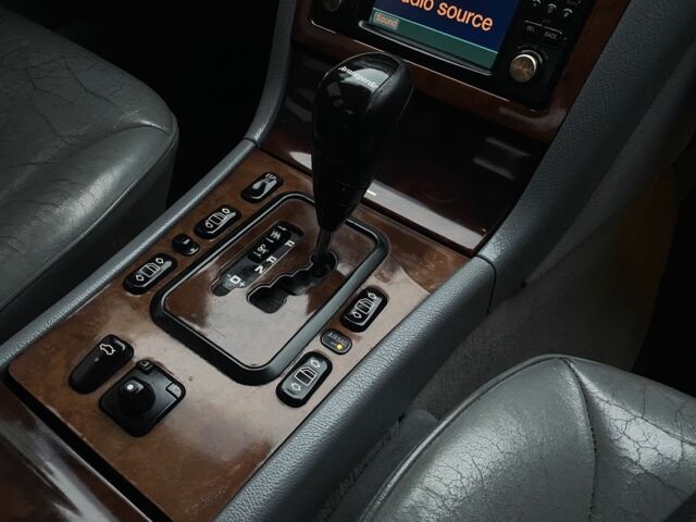 Сірий Мерседес 320, об'ємом двигуна 3.2 л та пробігом 490 тис. км за 4099 $, фото 12 на Automoto.ua