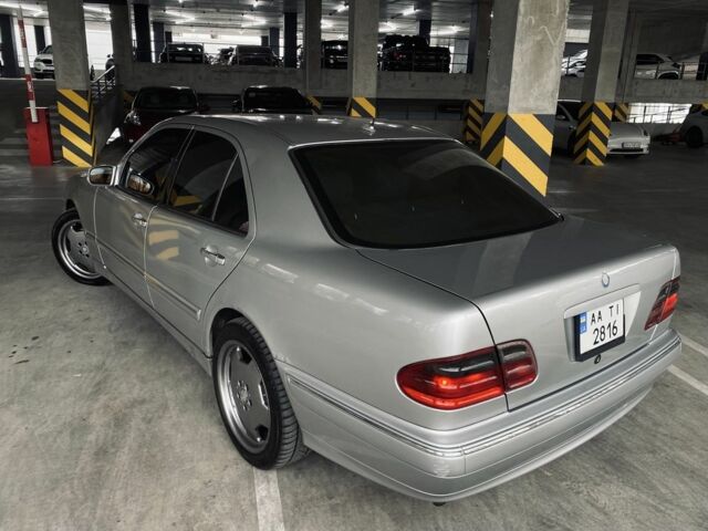 Сірий Мерседес 320, об'ємом двигуна 3.2 л та пробігом 490 тис. км за 4099 $, фото 4 на Automoto.ua