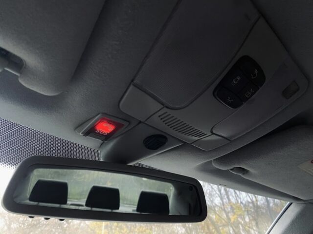 Сірий Мерседес 320, об'ємом двигуна 3.2 л та пробігом 490 тис. км за 4099 $, фото 14 на Automoto.ua