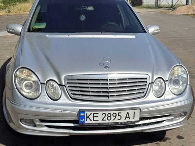 Сірий Мерседес 320, об'ємом двигуна 3.2 л та пробігом 500 тис. км за 7000 $, фото 1 на Automoto.ua