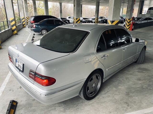 Сірий Мерседес 320, об'ємом двигуна 3.2 л та пробігом 490 тис. км за 4099 $, фото 2 на Automoto.ua