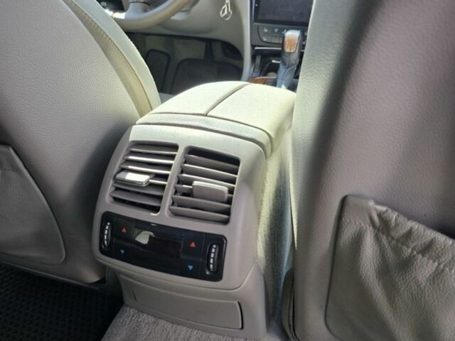 Сірий Мерседес 320, об'ємом двигуна 3.2 л та пробігом 500 тис. км за 7000 $, фото 7 на Automoto.ua