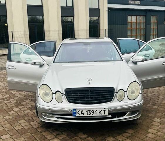 Серый Мерседес 320, объемом двигателя 3.2 л и пробегом 520 тыс. км за 5000 $, фото 5 на Automoto.ua