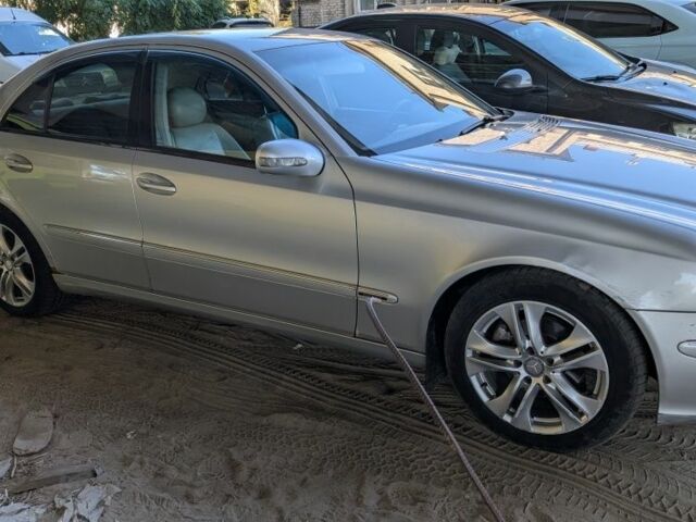 Сірий Мерседес 320, об'ємом двигуна 0 л та пробігом 352 тис. км за 3100 $, фото 1 на Automoto.ua