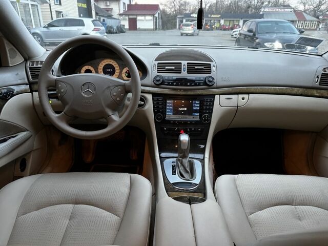 Серый Мерседес 320, объемом двигателя 3.2 л и пробегом 460 тыс. км за 6100 $, фото 8 на Automoto.ua