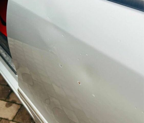 Серый Мерседес 320, объемом двигателя 3.2 л и пробегом 520 тыс. км за 5000 $, фото 9 на Automoto.ua