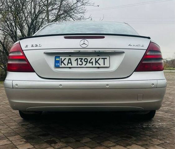 Серый Мерседес 320, объемом двигателя 3.2 л и пробегом 520 тыс. км за 5000 $, фото 3 на Automoto.ua