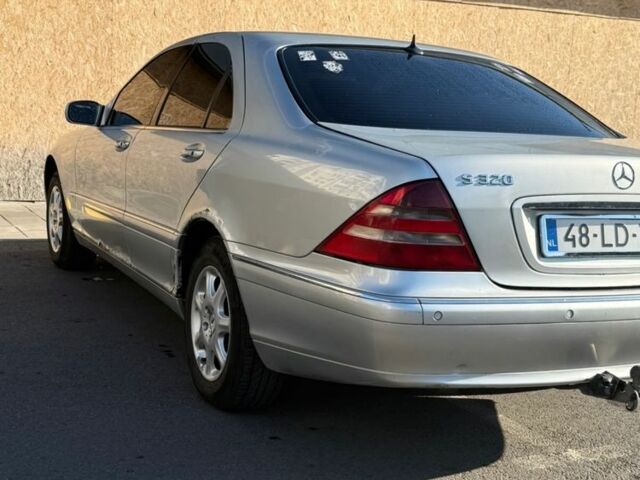 Серый Мерседес 320, объемом двигателя 3.2 л и пробегом 352 тыс. км за 3200 $, фото 7 на Automoto.ua