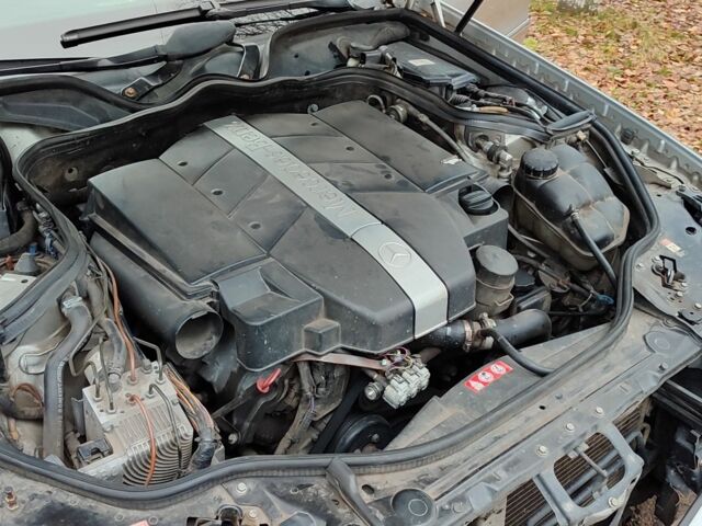 Серый Мерседес 320, объемом двигателя 3.2 л и пробегом 313 тыс. км за 7800 $, фото 12 на Automoto.ua