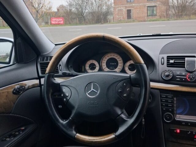 Серый Мерседес 320, объемом двигателя 3.2 л и пробегом 350 тыс. км за 7900 $, фото 13 на Automoto.ua