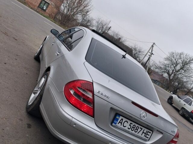 Серый Мерседес 320, объемом двигателя 3.2 л и пробегом 350 тыс. км за 7900 $, фото 9 на Automoto.ua