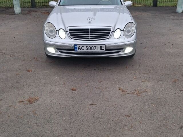 Серый Мерседес 320, объемом двигателя 3.2 л и пробегом 350 тыс. км за 7900 $, фото 1 на Automoto.ua