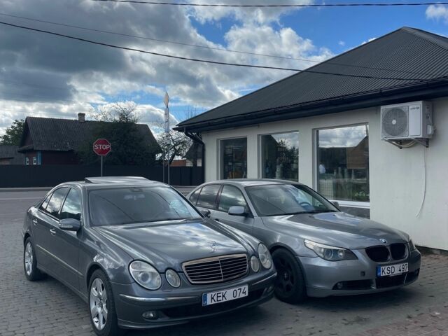 Серый Мерседес 320, объемом двигателя 3.2 л и пробегом 350 тыс. км за 3950 $, фото 7 на Automoto.ua