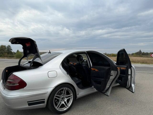 Серый Мерседес 320, объемом двигателя 3.2 л и пробегом 450 тыс. км за 6500 $, фото 10 на Automoto.ua