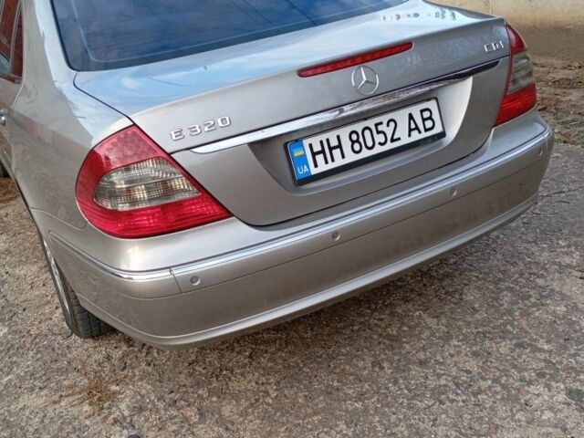 Серый Мерседес 320, объемом двигателя 3 л и пробегом 340 тыс. км за 8500 $, фото 3 на Automoto.ua