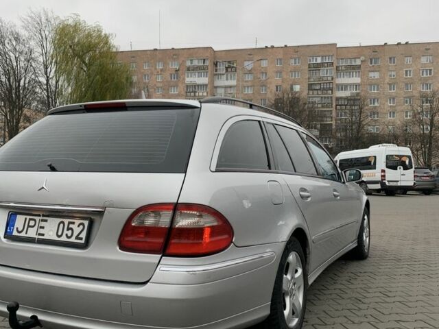 Серый Мерседес 320, объемом двигателя 3.2 л и пробегом 362 тыс. км за 3333 $, фото 7 на Automoto.ua