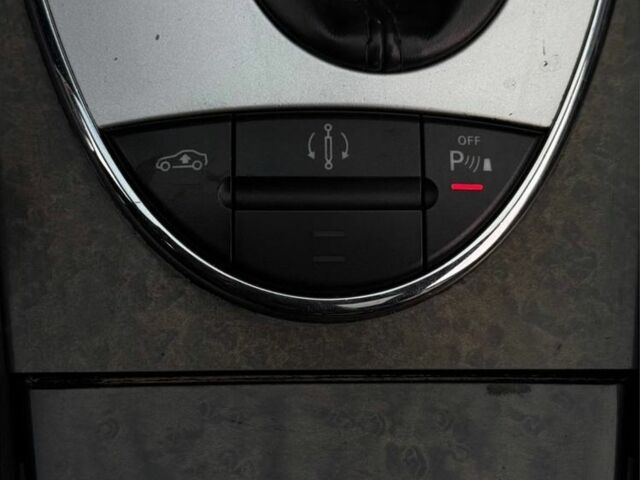 Серый Мерседес 320, объемом двигателя 3.2 л и пробегом 270 тыс. км за 8700 $, фото 11 на Automoto.ua