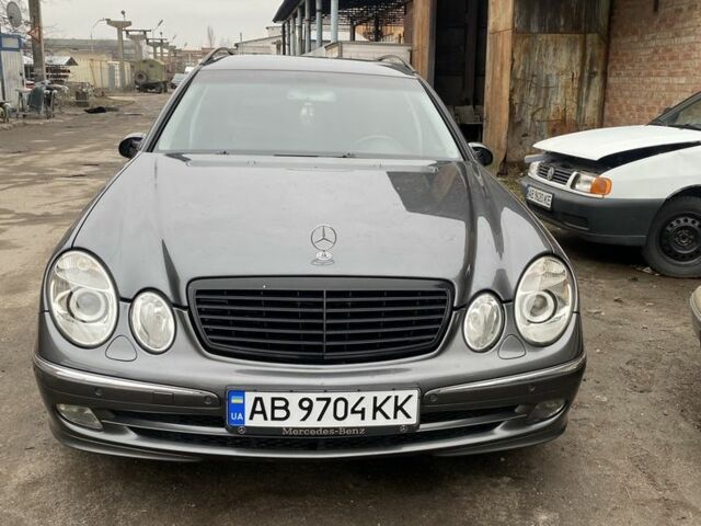 Серый Мерседес 320, объемом двигателя 3.2 л и пробегом 440 тыс. км за 6900 $, фото 23 на Automoto.ua