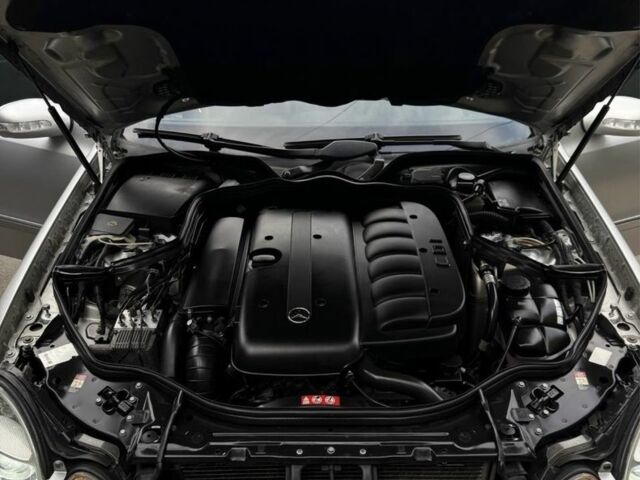 Серый Мерседес 320, объемом двигателя 3.2 л и пробегом 270 тыс. км за 8700 $, фото 3 на Automoto.ua