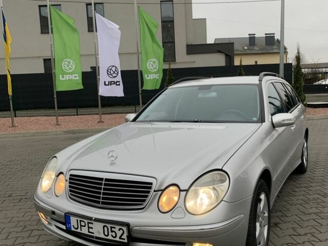 Серый Мерседес 320, объемом двигателя 3.2 л и пробегом 362 тыс. км за 3333 $, фото 22 на Automoto.ua